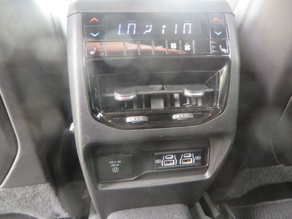 2023 Jeep Grand Cherokee Image 27