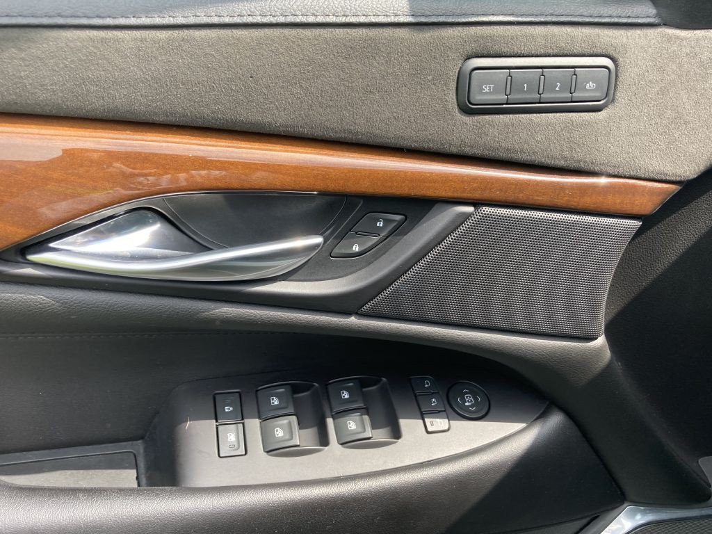 2019 Cadillac Escalade Image 12