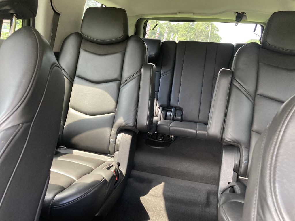 2019 Cadillac Escalade Image 26
