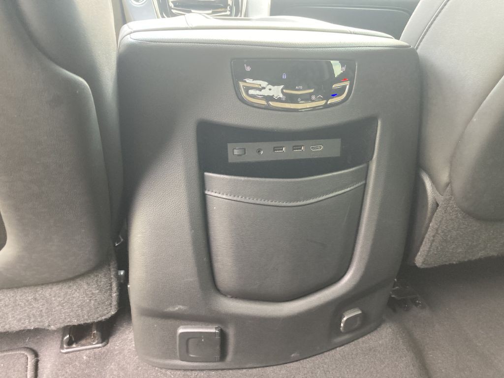 2019 Cadillac Escalade Image 30