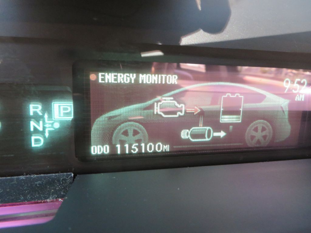 2013 Toyota Prius Image 13