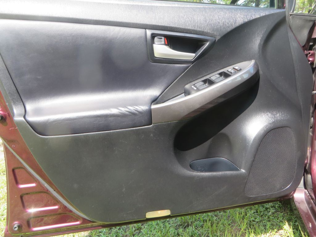 2013 Toyota Prius Image 18