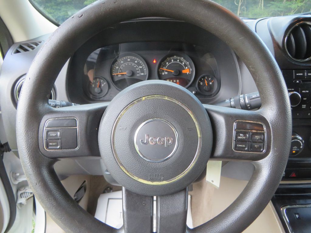 2014 Jeep Patriot Image 11