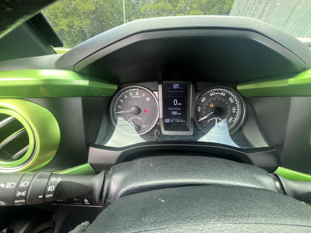 2021 Toyota Tacoma Image 17
