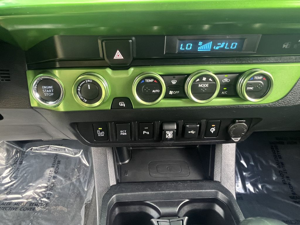 2021 Toyota Tacoma Image 20