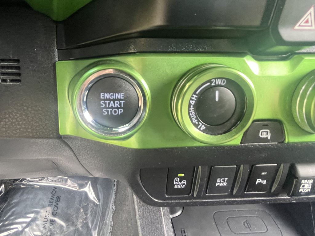 2021 Toyota Tacoma Image 22