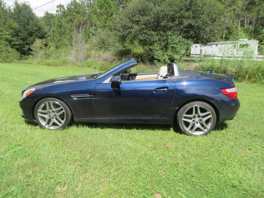 2015 Mercedes-Benz SLK-Class Image 1