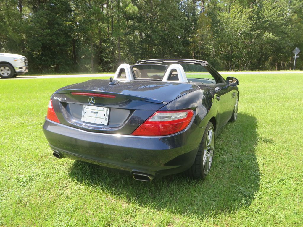 2015 Mercedes-Benz SLK-Class Image 6