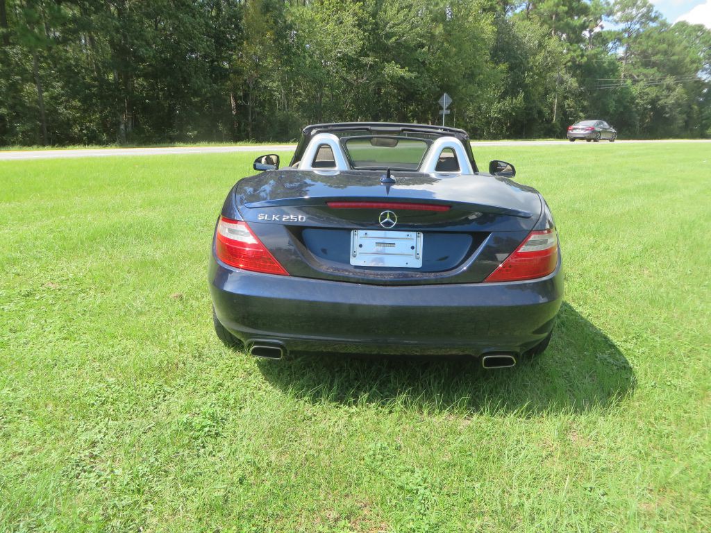 2015 Mercedes-Benz SLK-Class Image 7