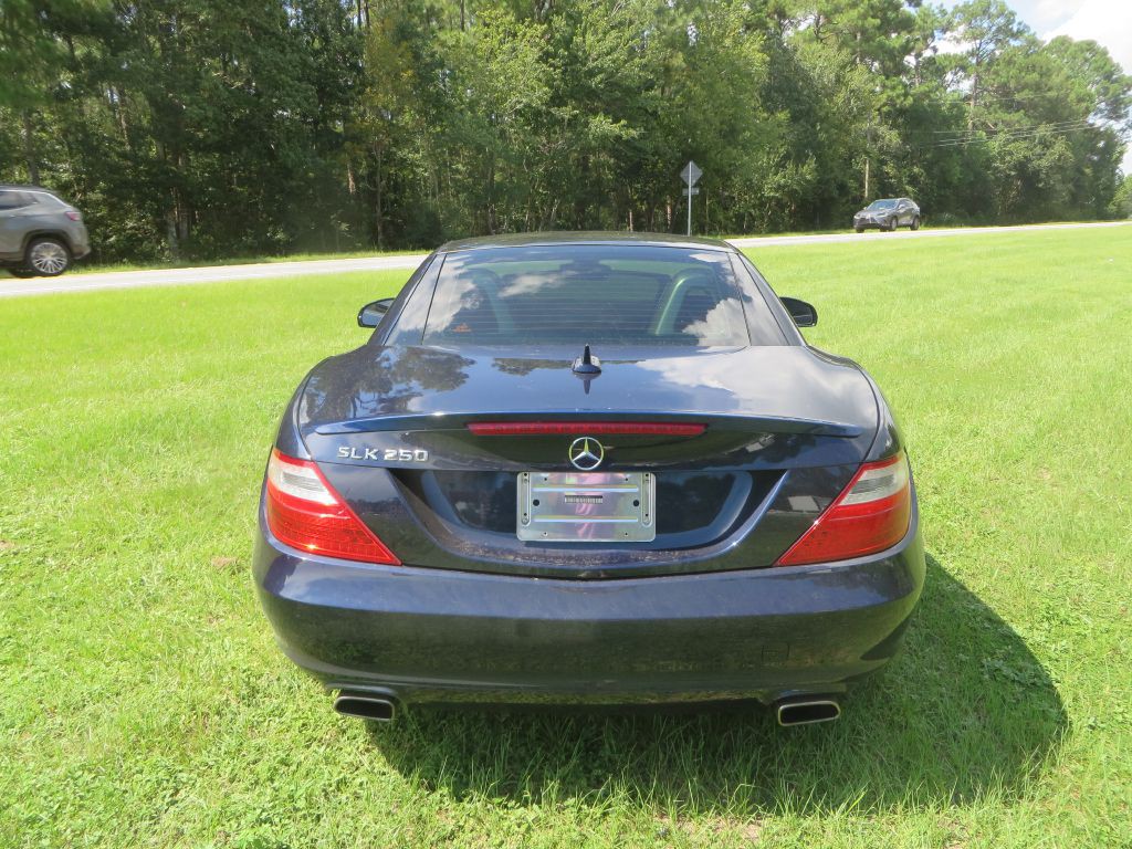 2015 Mercedes-Benz SLK-Class Image 25
