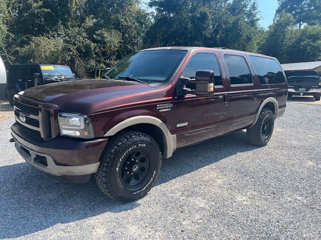 2001 Ford Excursion Image 2