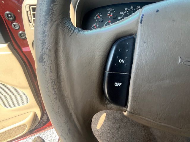 2001 Ford Excursion Image 15