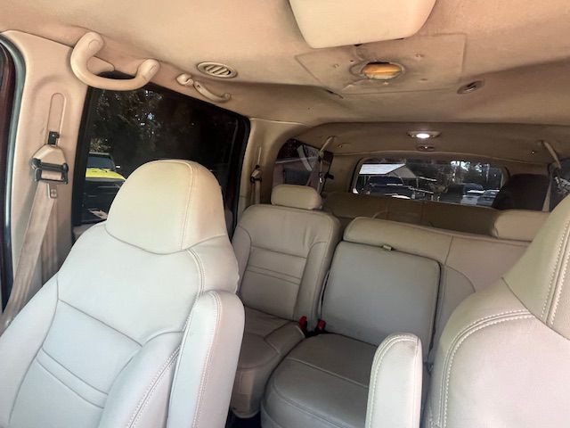 2001 Ford Excursion Image 24