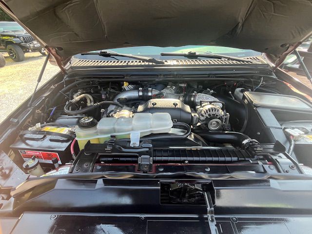 2001 Ford Excursion Image 28