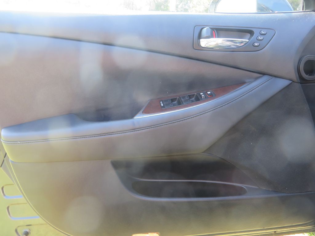2011 Lexus ES Image 10
