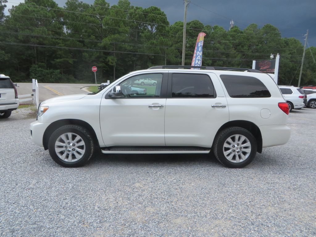 2015 Toyota Sequoia Image 1