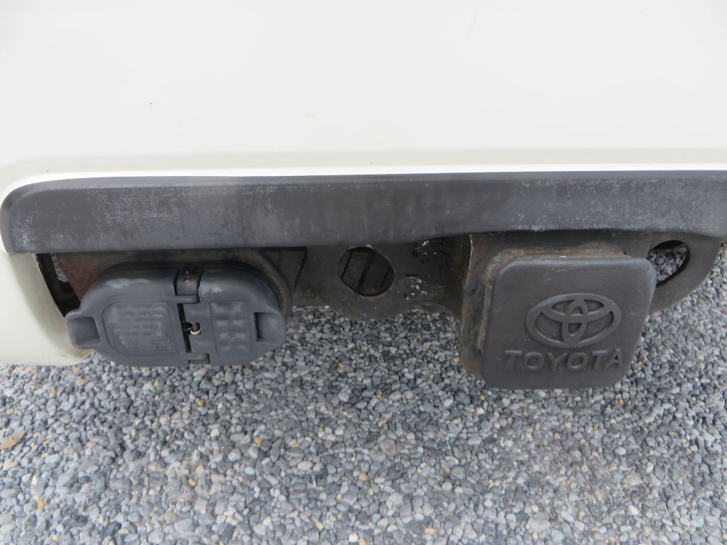2015 Toyota Sequoia Image 10