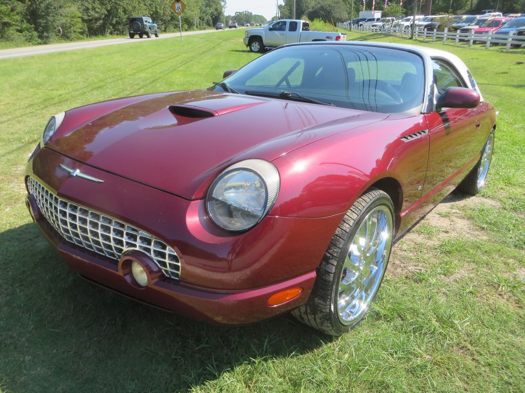 2004 Ford Thunderbird Image 2