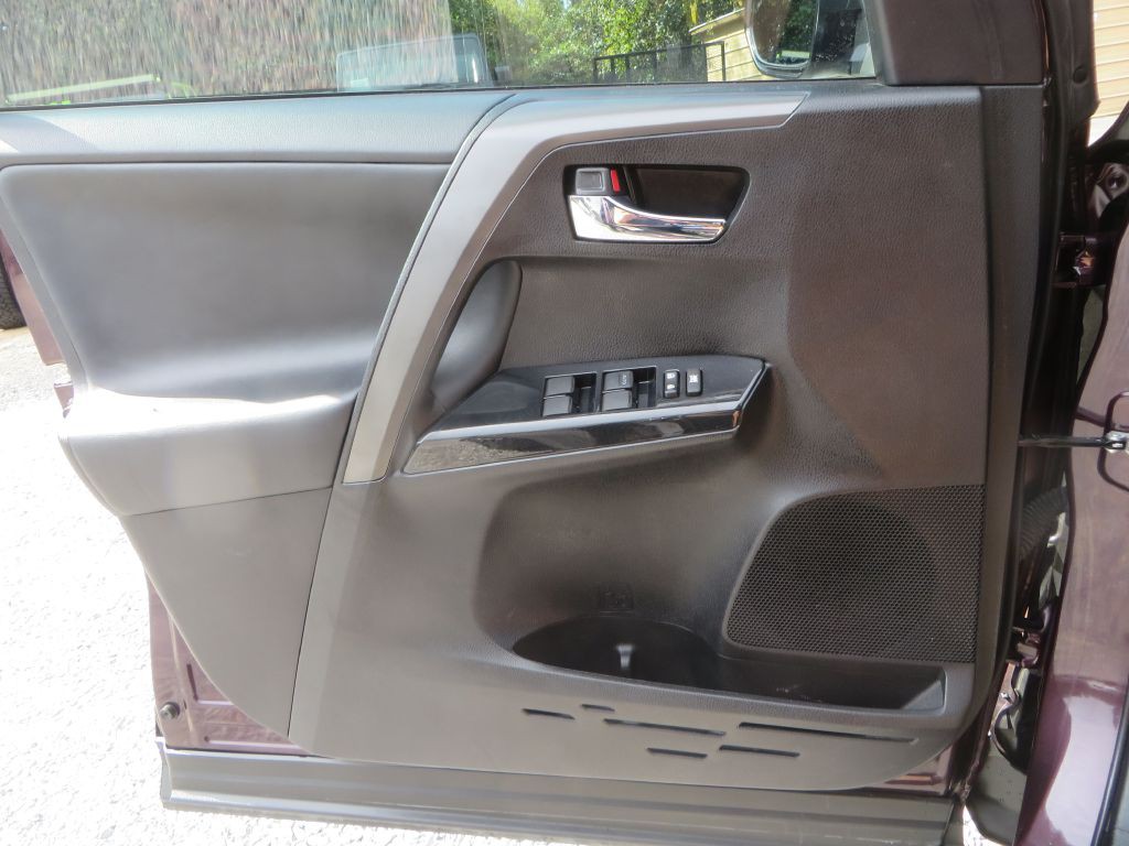 2016 Toyota Rav4 Image 22