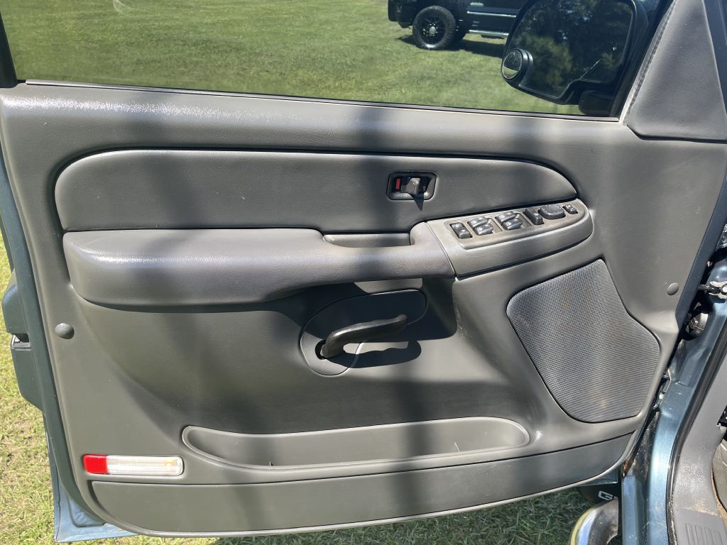 2006 GMC Sierra Image 11