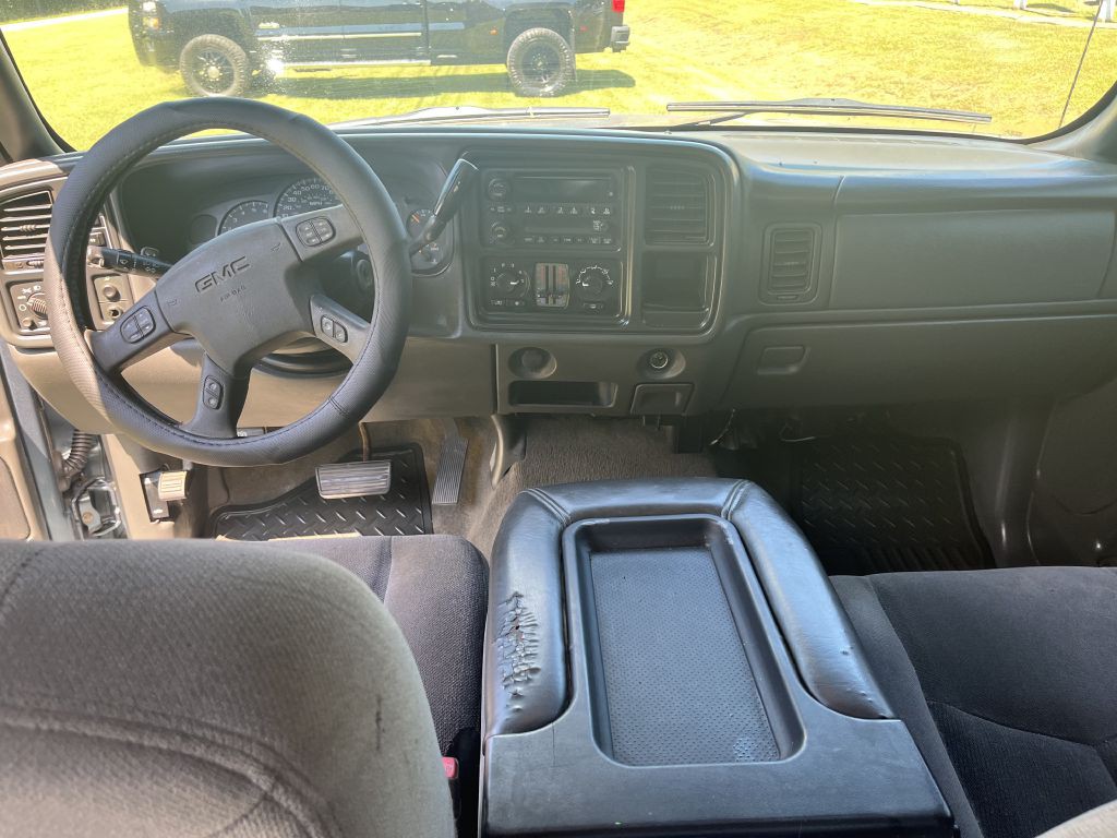 2006 GMC Sierra Image 12