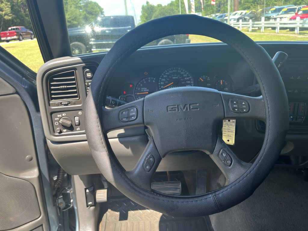 2006 GMC Sierra Image 13