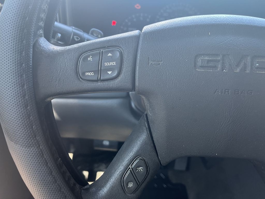 2006 GMC Sierra Image 14