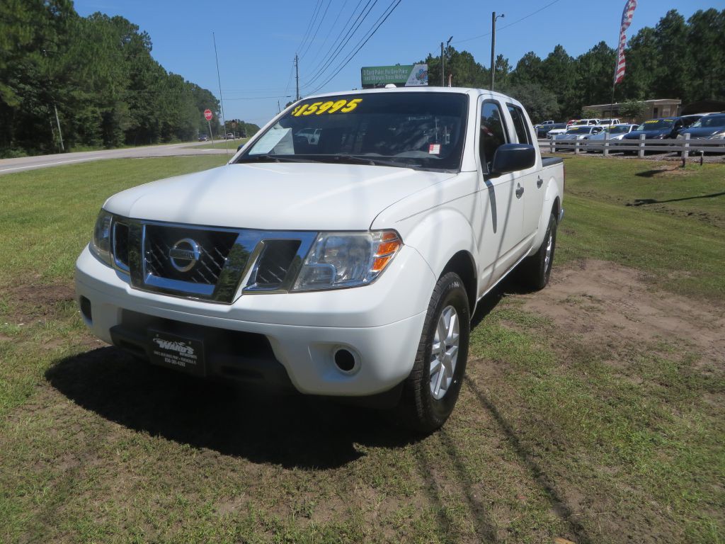 2017 Nissan Frontier Image 2