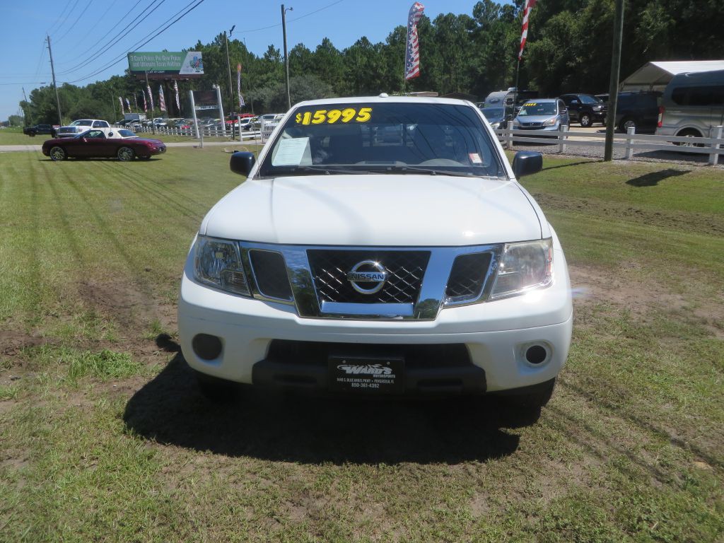 2017 Nissan Frontier Image 3