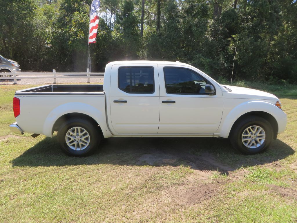 2017 Nissan Frontier Image 5