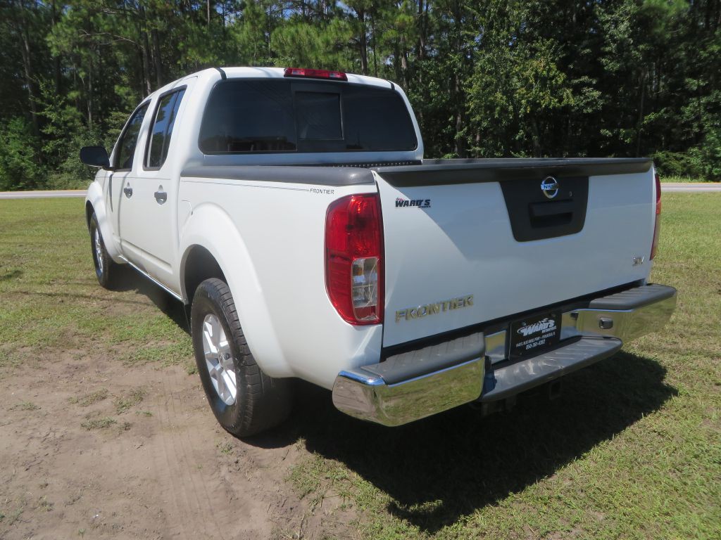 2017 Nissan Frontier Image 8