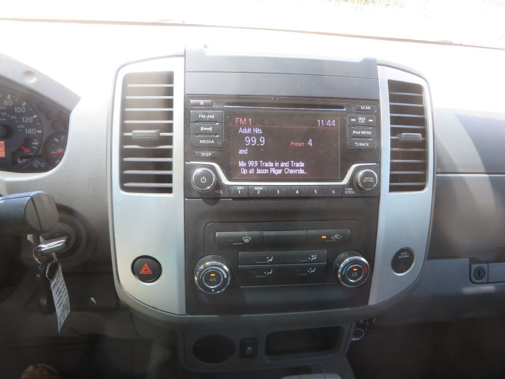 2017 Nissan Frontier Image 19