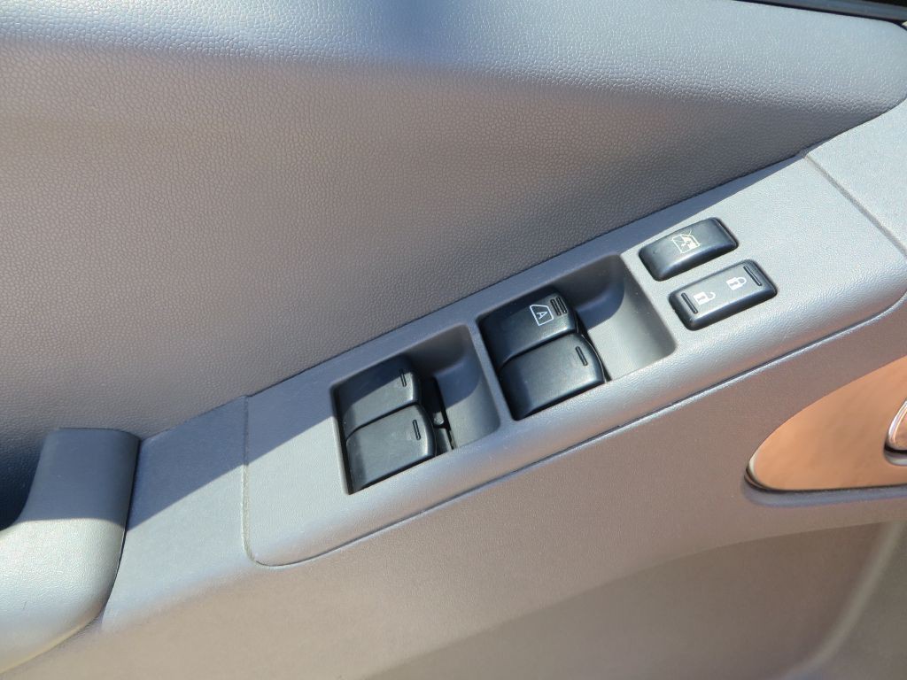 2017 Nissan Frontier Image 23