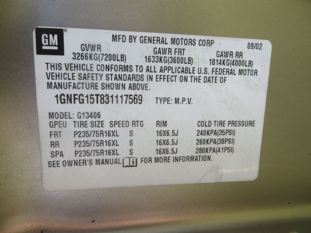 2003 Chevrolet Express Image 20