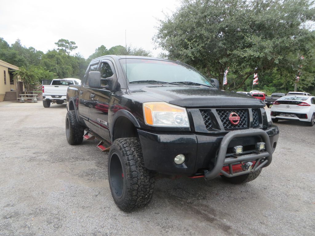 2012 Nissan Titan Image 4