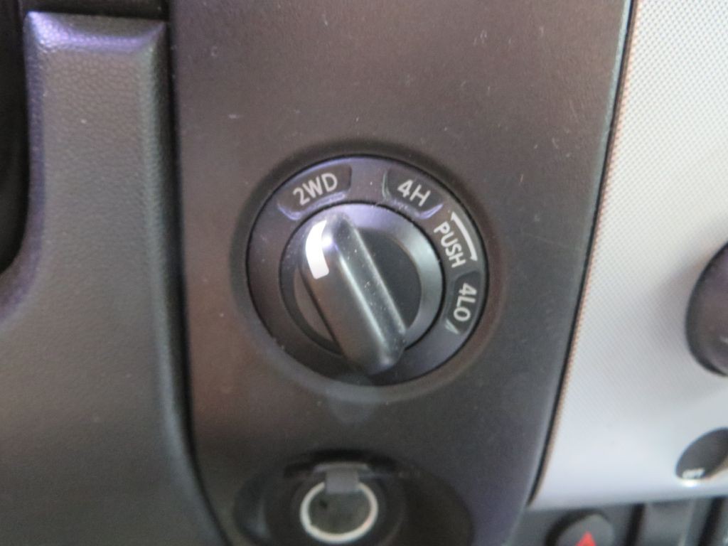 2012 Nissan Titan Image 15