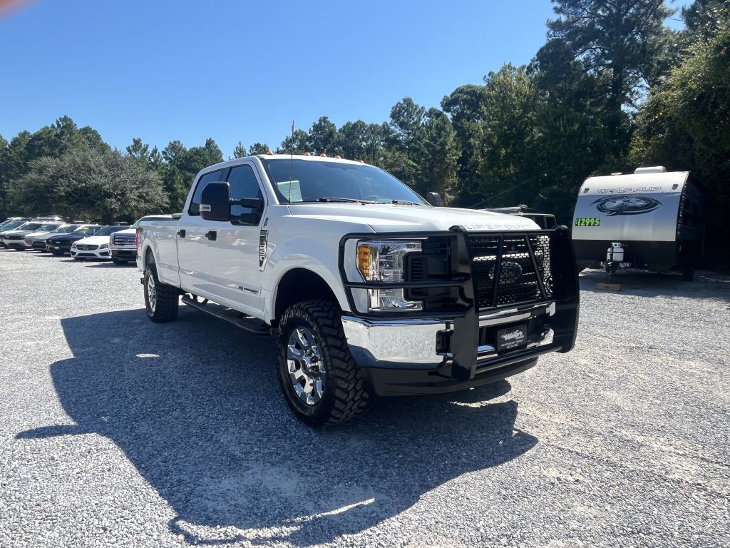 2017 Ford F-250 Image 4