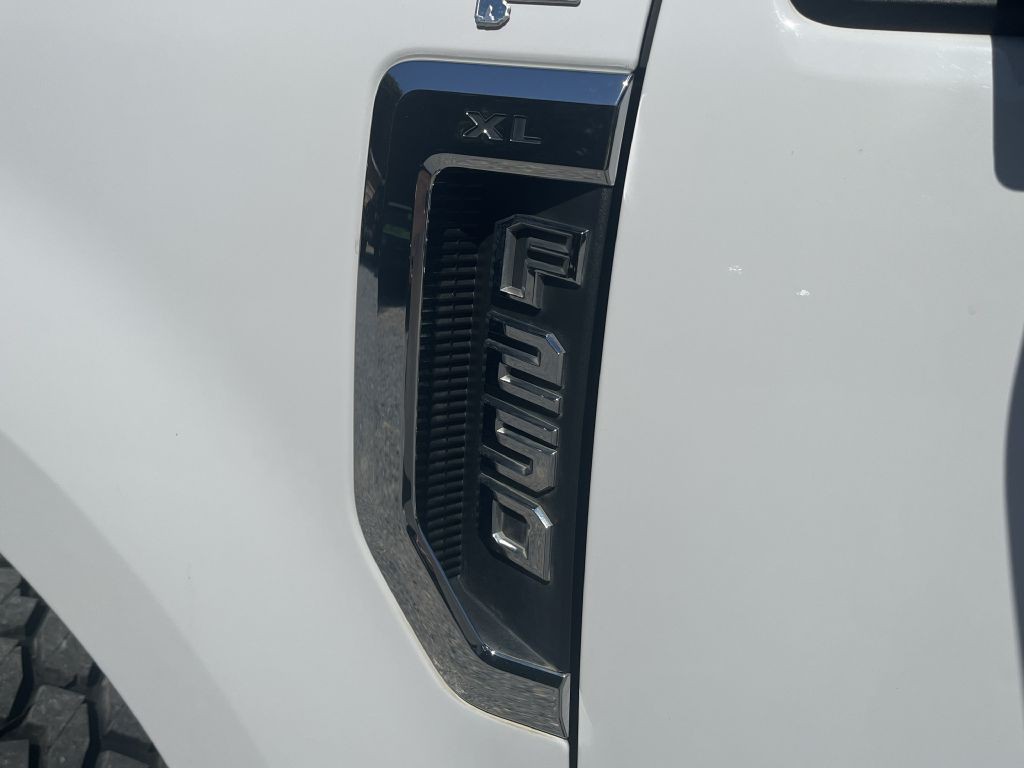 2017 Ford F-250 Image 12