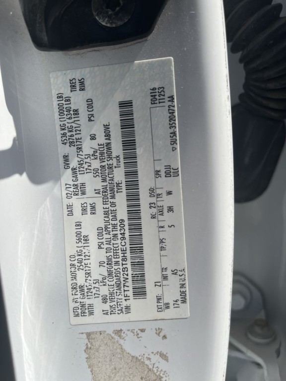 2017 Ford F-250 Image 28