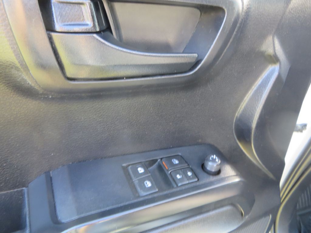 2020 Toyota Tacoma Image 11