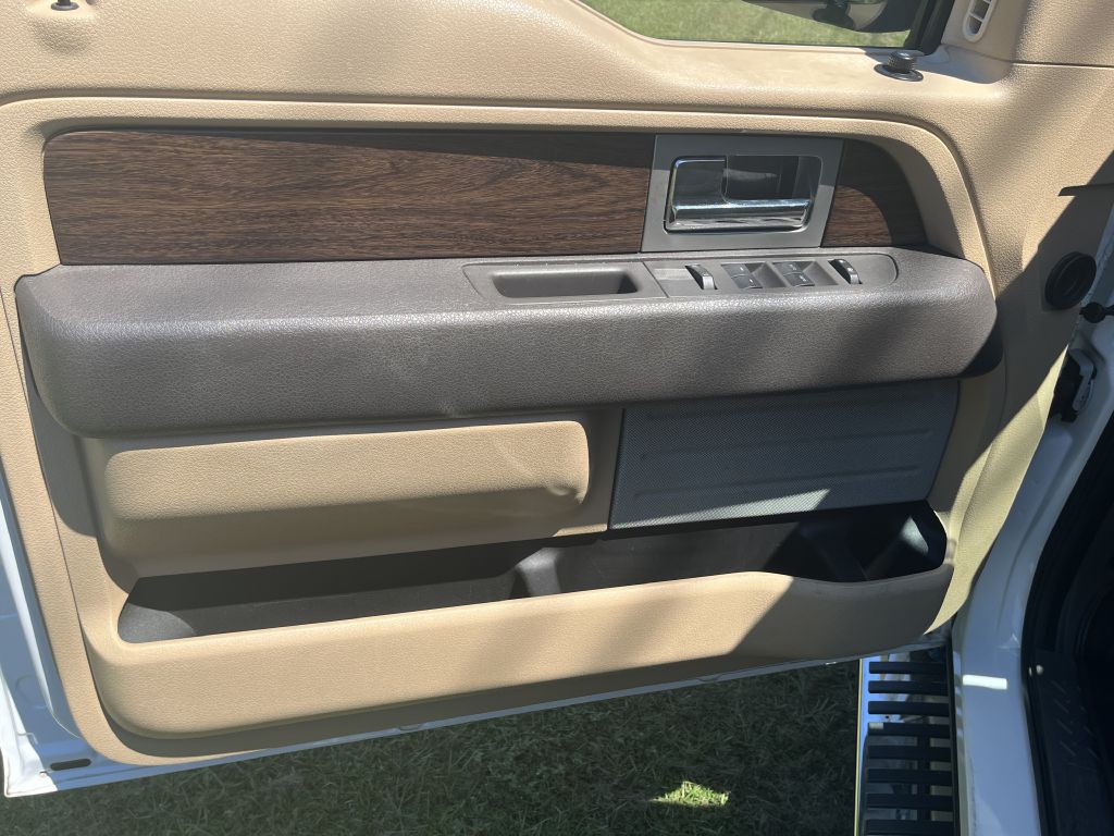 2014 Ford F-150 Image 12