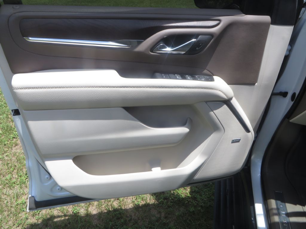 2021 GMC Yukon Image 12