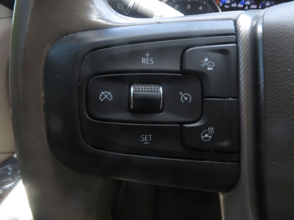 2021 GMC Yukon Image 17