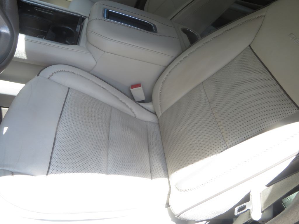 2021 GMC Yukon Image 30