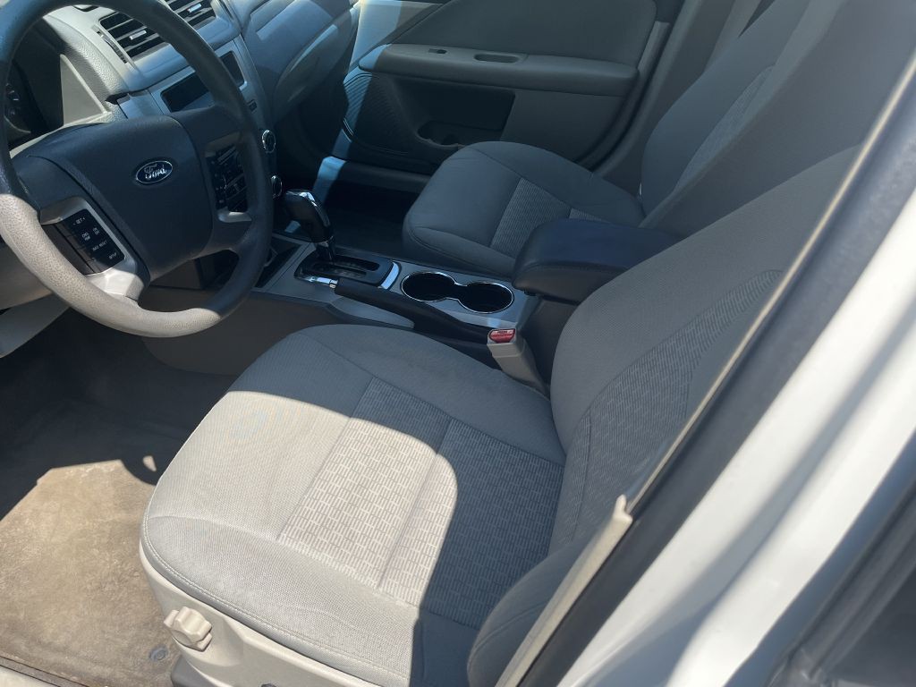 2012 Ford Fusion Image 21