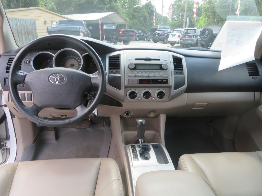 2007 Toyota Tacoma Image 14