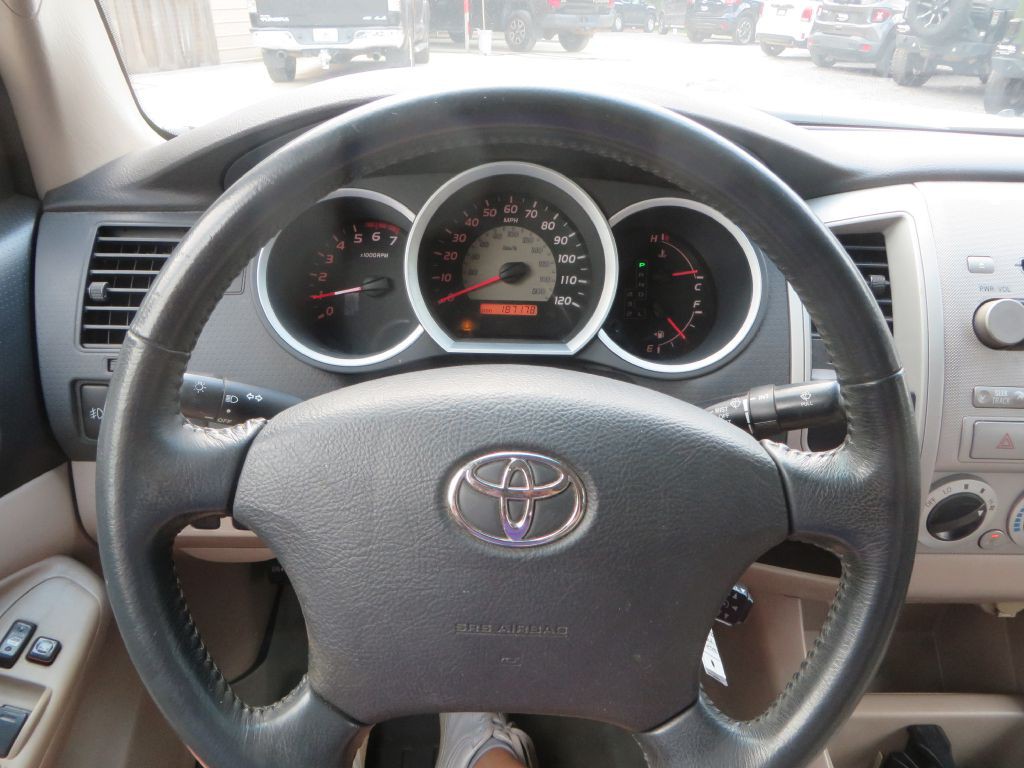 2007 Toyota Tacoma Image 15