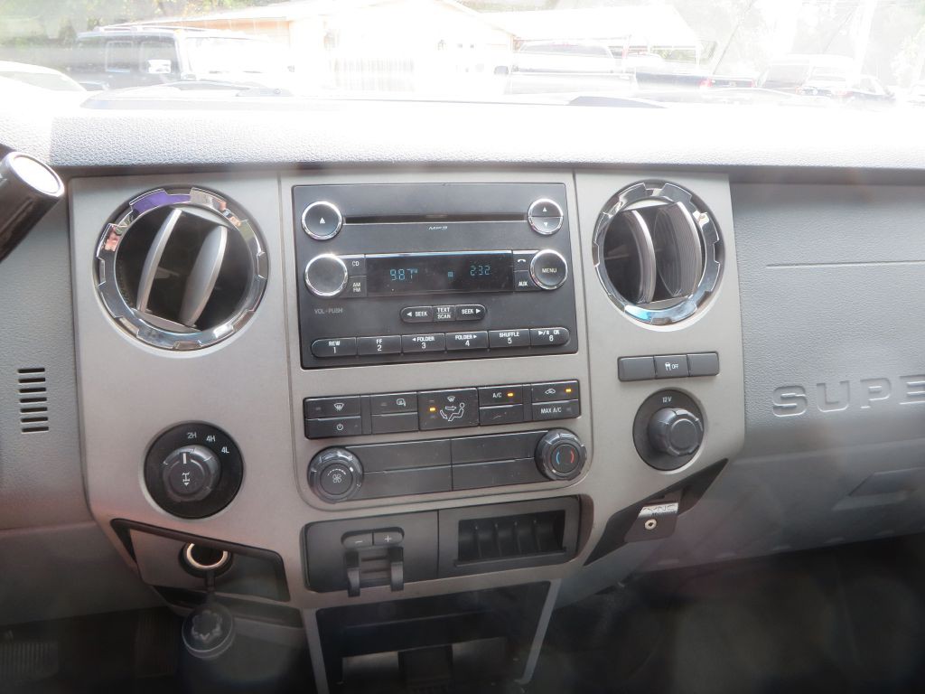 2014 Ford F-250 Image 19