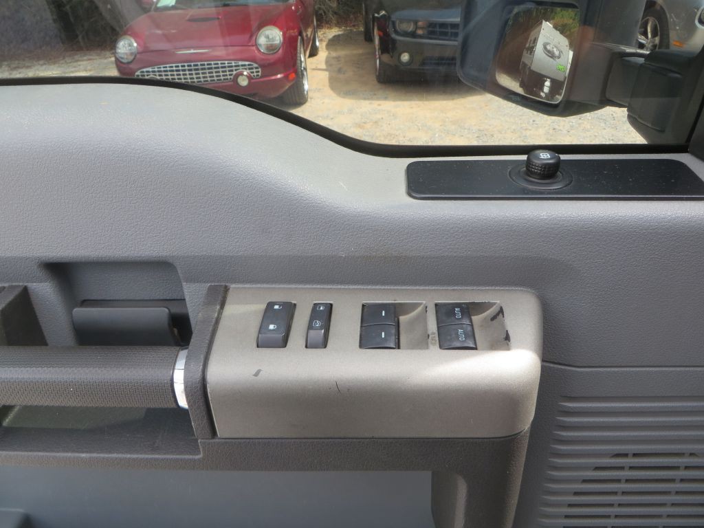 2014 Ford F-250 Image 25