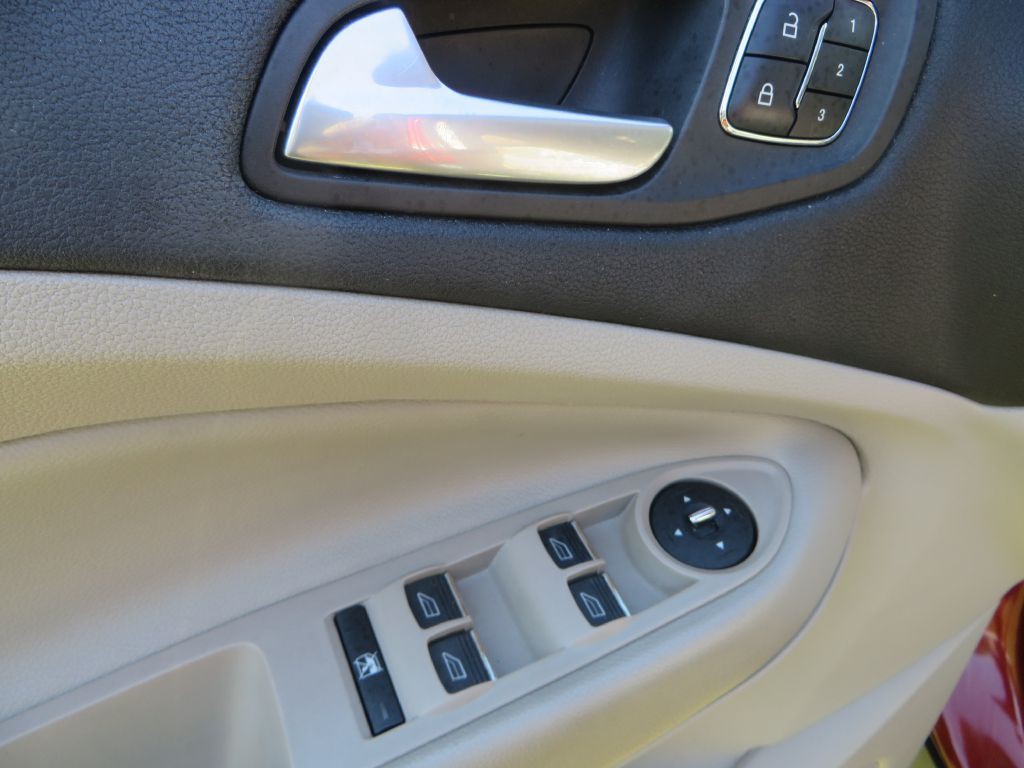 2014 Ford Escape Image 12